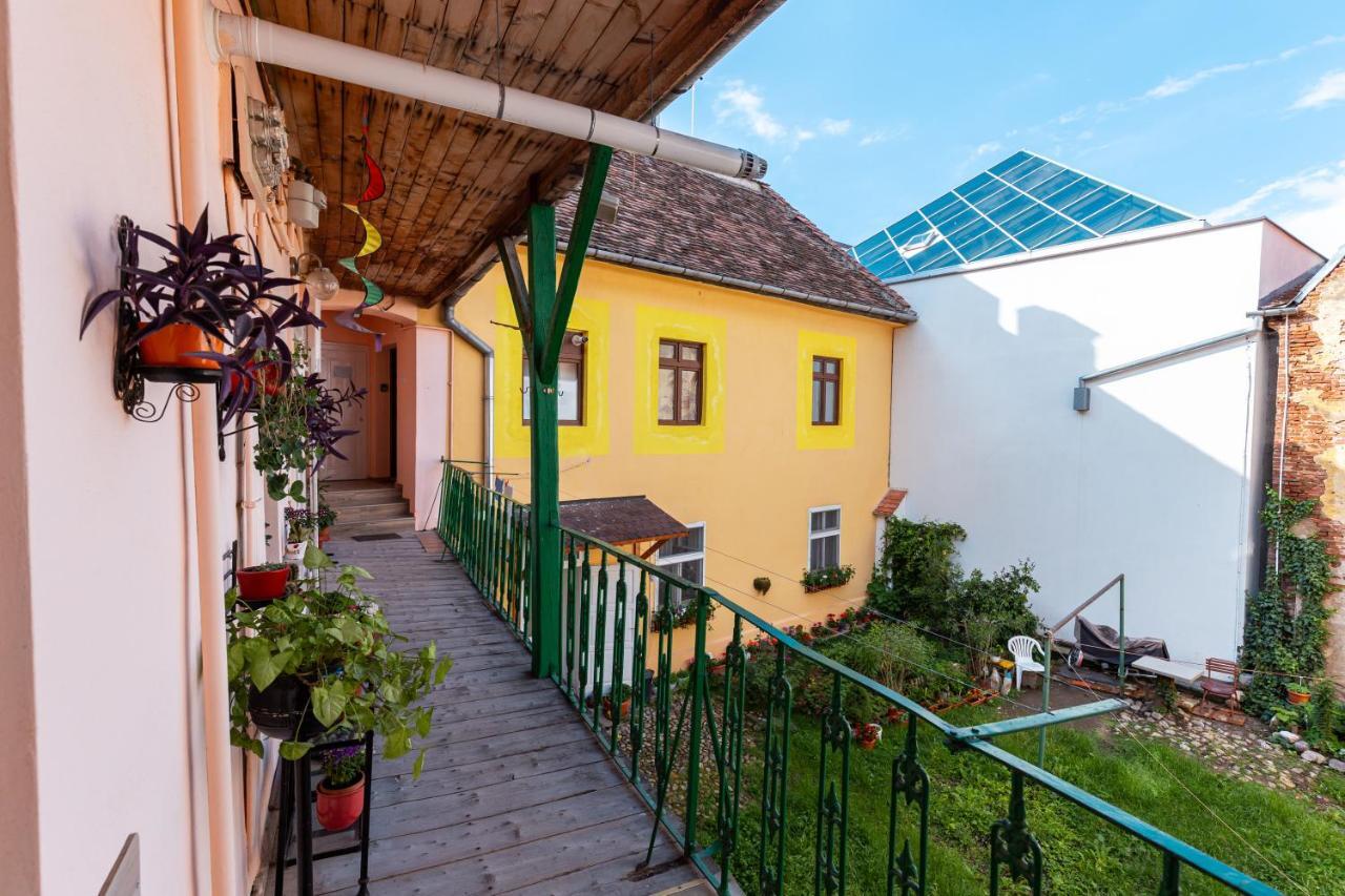 Butterfly Central Sibiu Ngoại thất bức ảnh